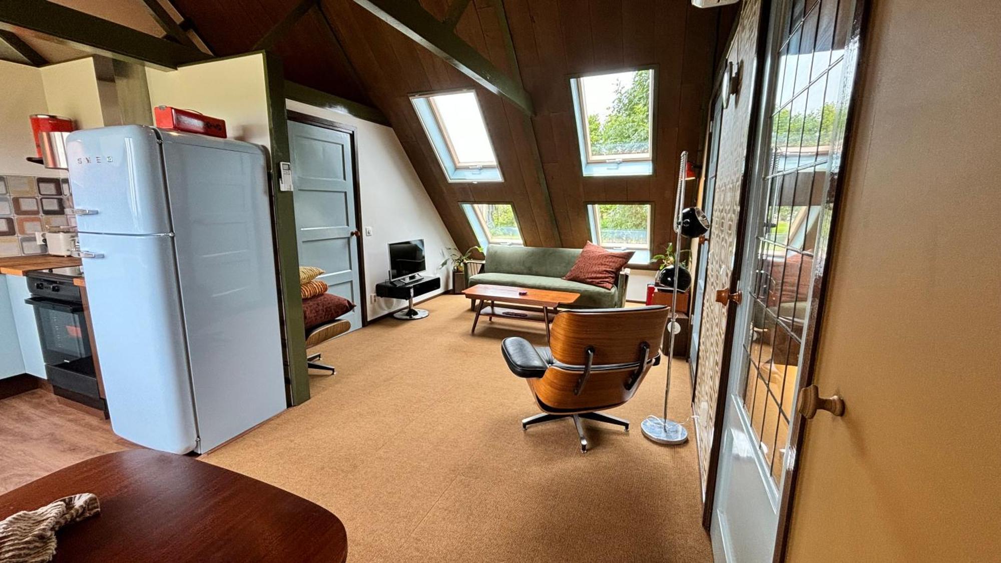 Apartmán Hus Fan Eartiids Huns Exteriér fotografie